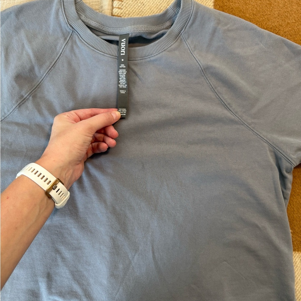 Vuori Short Sleeve Mackenzie Top in Grey
